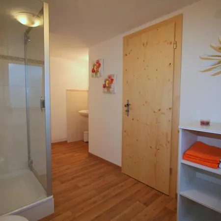 Knotzenlehen Guest house *